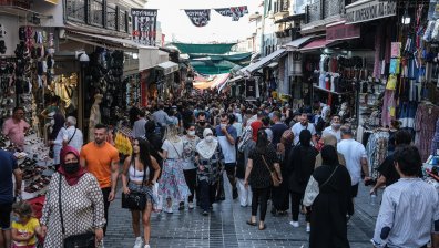 Хиляди българи заляха Одрин след отпадането на изискването за паспортите