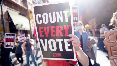 САЩ затаяват дъх: Байдън с 253 гласа срещу 214 за Тръмп