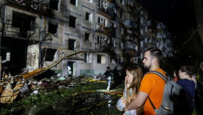 Русия удари Киев с балистични ракети: Най-малко 9 загинали, затрупани хора под отломките