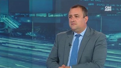 Докъде ще стигне схватката БСП - ГЕРБ?