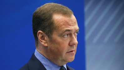 Медведев "анонсира" трилър с участието на Тръмп и Байдън