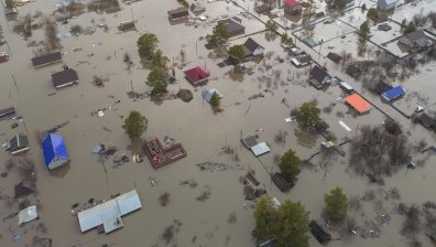 Русия евакуира над 6000 души от Курганска област заради наводненията