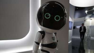 Кои професии ще изчезнат заради роботите? По света вече уволняват служители