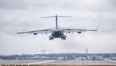 Летище Варна приема американски самолети C-17 Globemaster