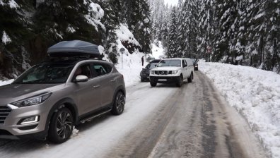 Тежка пътна обстановка заради снега, пътят Русе-Бяла е затворен