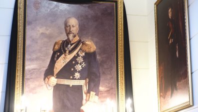 Продават на търг колекция от бижута на цар Фердинанд