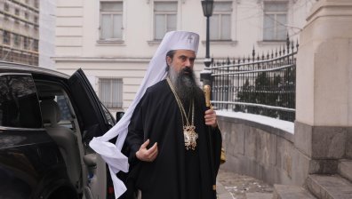 Патриарх Даниил на литургия в Руската църква в София (СНИМКИ)