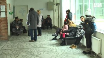 Общински съветници предлагат децата да са с предимство пред лекарските кабинети