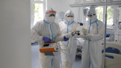 Отмениха извънредното положение и вечерния час в Сърбия