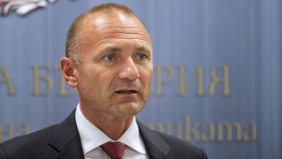 Министър Христов: Не политизирайте ПВУ, редовното правителство пое ангажимент