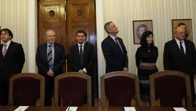 Стъпка назад: Реформаторите връщат мандата веднага