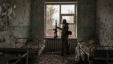 Над 2,5 млн. жилища в Украйна са недостъпни, 10,6 млн. души са напуснали домовете си