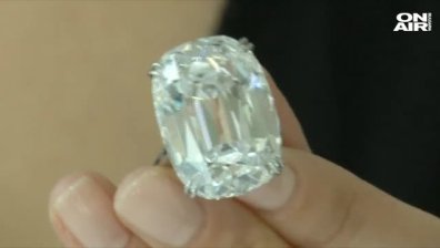 Диамантен пръстен "без забележки" беше продаден за $6,5 млн.