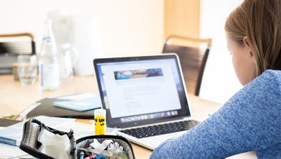 Гимназисти в Италия протестират, искат да се завърнат в клас