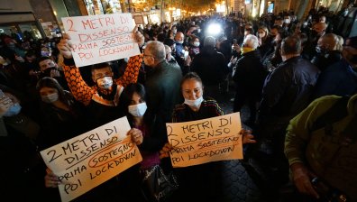 Италия затяга мерките след 21 273 заразени и 128 починали за 24 ч.