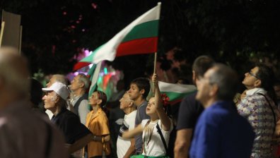 "Индипендънт": Заради Беларус медиите неглижират протестите в България