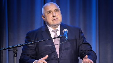Борисов съобщи, че Фон дер Лайен идва предизборно в България