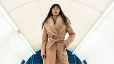 Кои дамски якета ще добавят стил към визията ви през зимата?