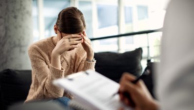 Каква е разликата между страх и тревожност и как да се преборим с тях?