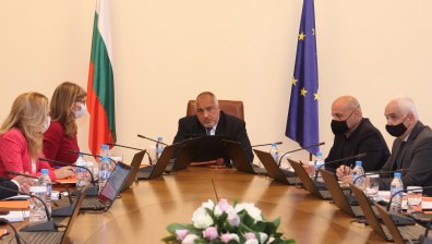 Отпуснаха над 1,2 млн. лв. за изграждане и ремонт на детски градини и училища
