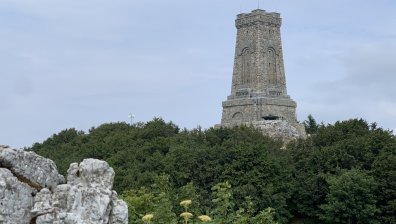 Тече трескава подготовка за Трети март, малки и големи посетиха Шипка ден по-рано