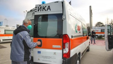 14 починали без придружаващи заболявания, сред тях е и 30-годишен мъж