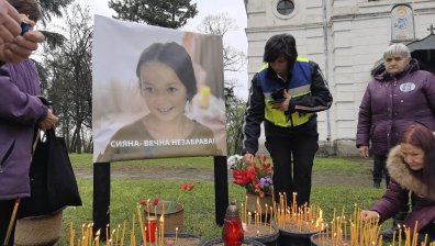 Бащата на Сияна поиска от Борислав Сарафов наказания за държавни и частни служители