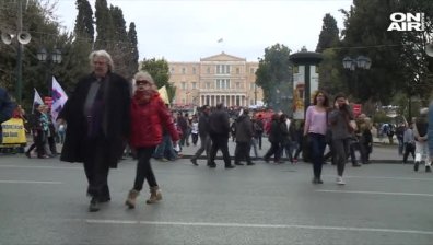 Жена наръга трима души в Брюксел