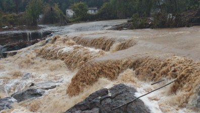 Наводнения и безконтролно строителство - къде се провалят държавата и общините