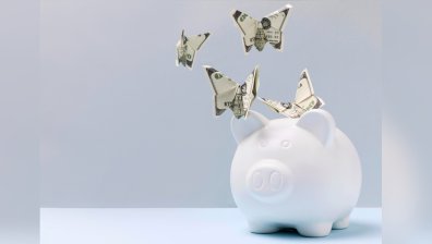 Няколко зодии ще се къпят в пари в края на април