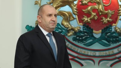 Радев събира спешно службите, обсъждат рисковете за националната сигурност