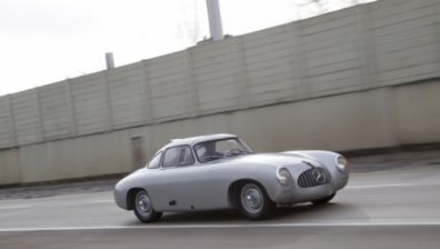 Реставрираха най-стария Mercedes 300 SL