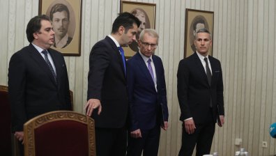 Защо съставянето на кабинет се превърна в изключително трудна задача?