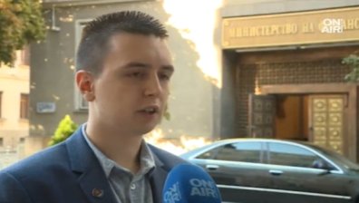 Активисти на БЛО с протест срещу кеш-разплащанията  