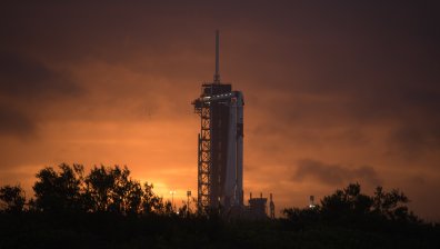 Индонезия предложи свой остров на Space X, разтревожи жителите му