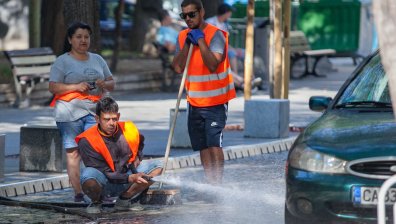 София не се почиства добре: Отпускат голяма сума и запазват таксата за битови отпадъци