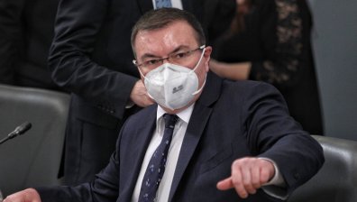 Министър Ангелов разпореди проверка заради починалото от ток момче