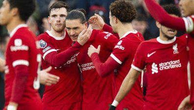 "Ливърпул" срази "Бърнли" и си върна върха на Англия