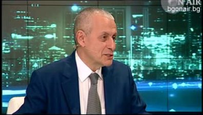Необходим е дебат за размера на плоския данък, според Соломон Паси