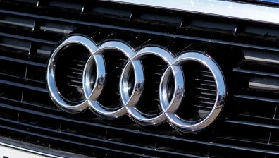 Audi изтегля близо 20 000 електромобила заради опасен дефект