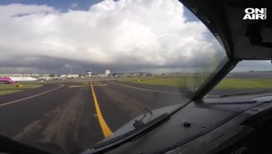 Двигател на български самолет избухна по време на полет