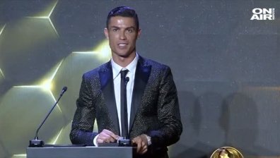 Кристиано Роналдо отново е номер 1 на Globe Soccer Awards