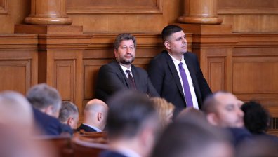 В последния работен ден депутатите приеха промените в Закона за обществените поръчки