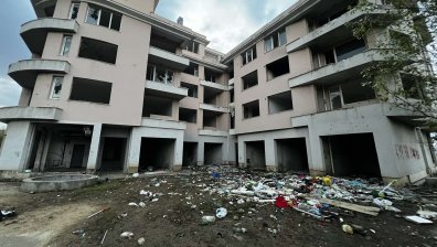 Разчистват незаконно гето в столичния "Лозенец"