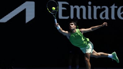 Алкарас преодоля германец и продължава убедително на Australian Open