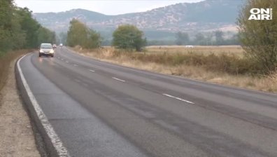 Откриха нередности на пътя край Казанлък, който отне живота на шестима души