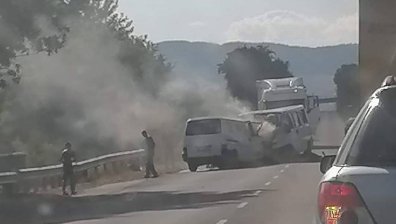 Тежка катастрофа на Подбалканския път, четирима души загинаха