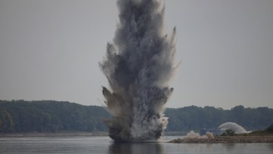 Румъния извърши контролиран взрив за охлаждане на АЕЦ "Черна вода"