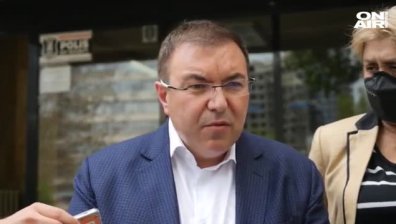 Министър Ангелов с критики към Радев заради Изборния кодекс