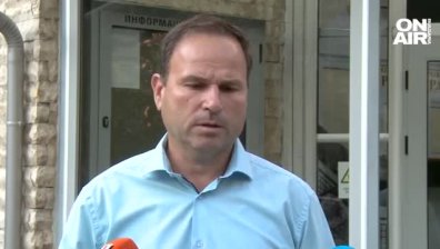 15-годишен би пред полицаи пиян мъж в Сандански, рита го в главата